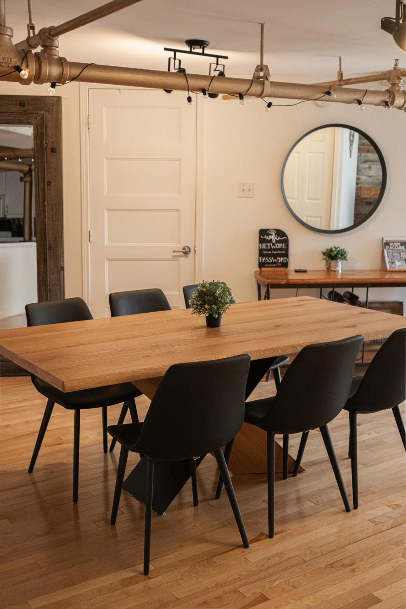 Lion'S Den // Spacious 1500 Sqft Квебек Екстер'єр фото